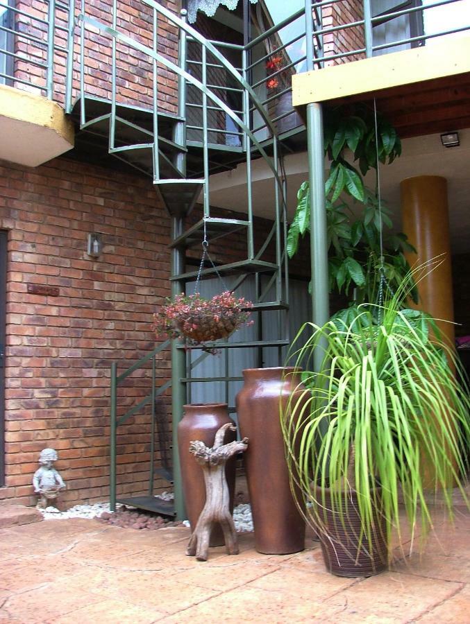 Francor Guesthouse Pretoria-Noord Exteriér fotografie